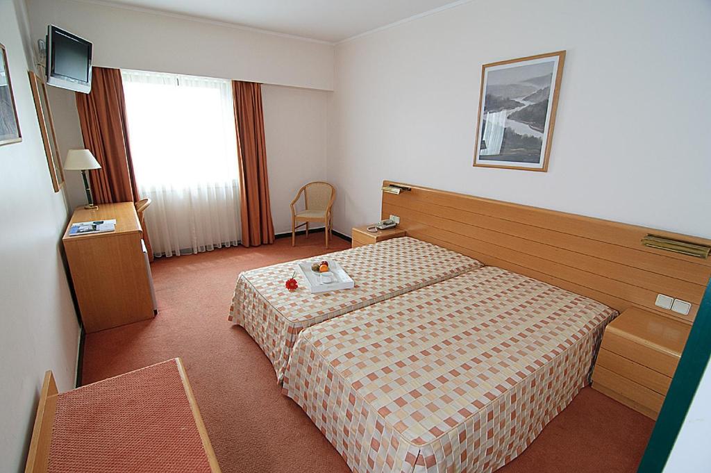 Hotel Douro 7/27