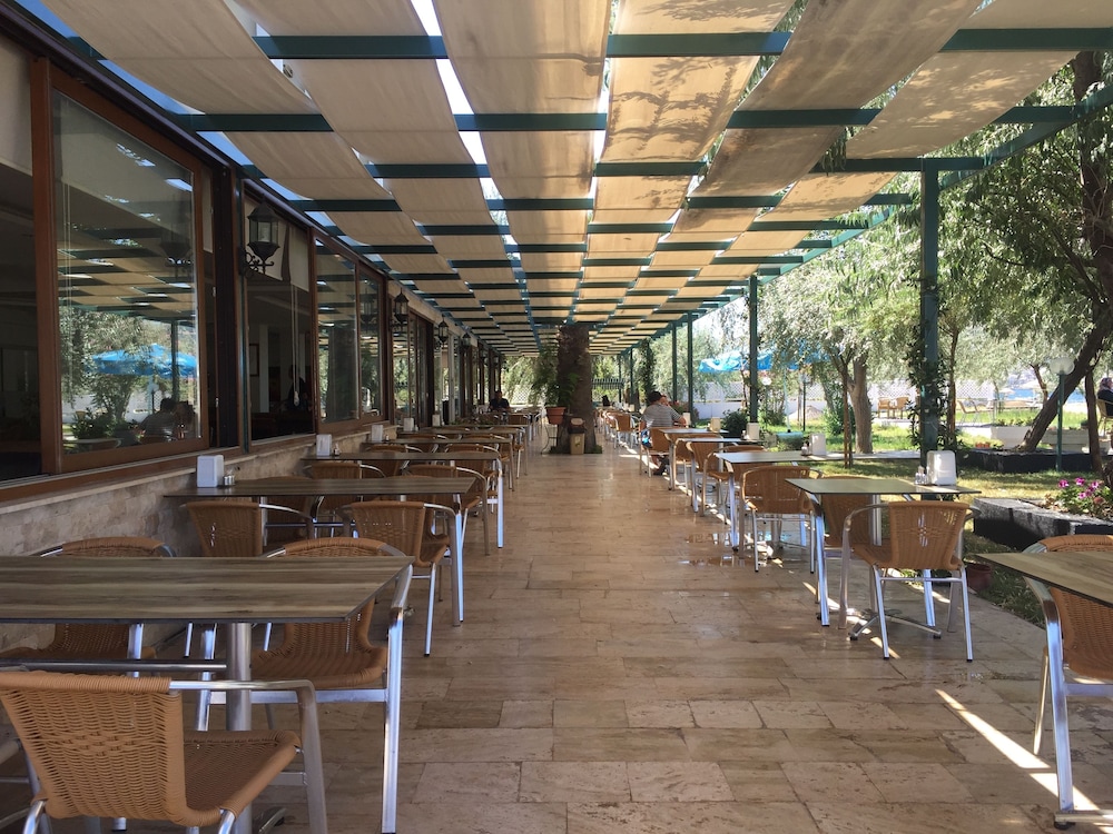 Dikelya Otel 32/50