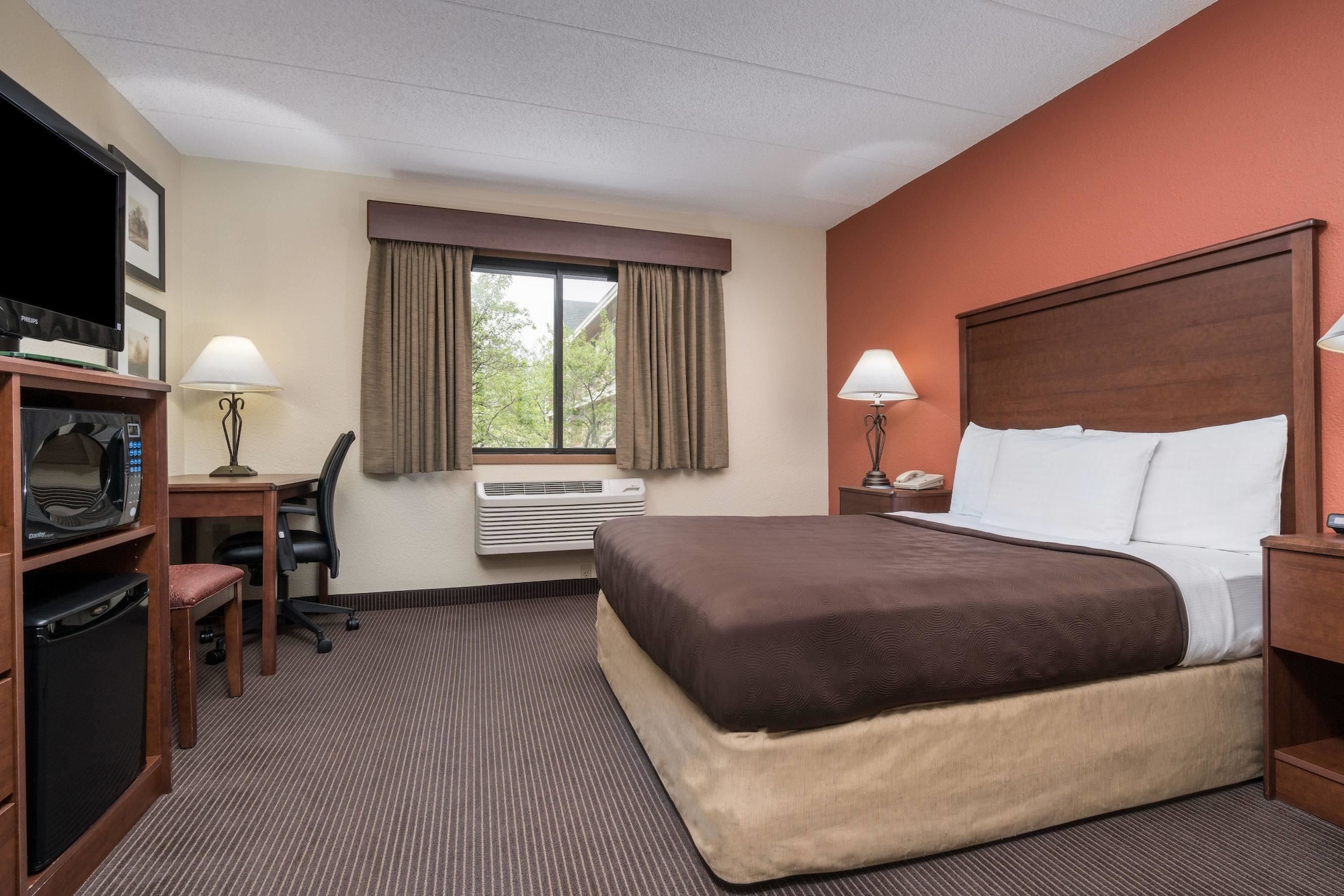 Room, Queen Bed