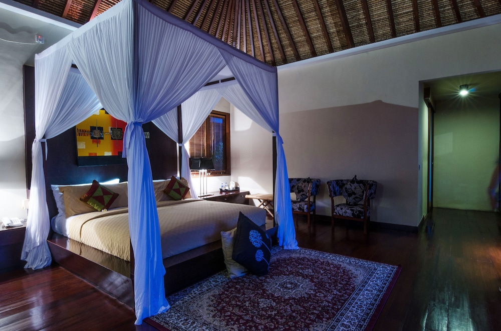 Imani Villas 8/46