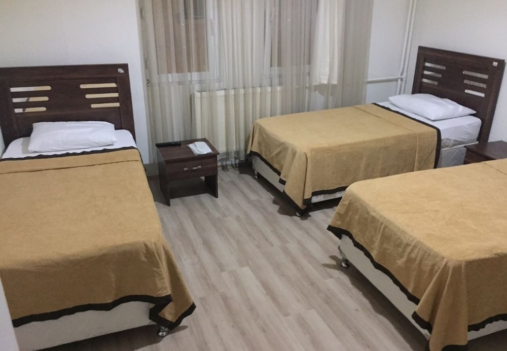 Otel Marmara 4/7