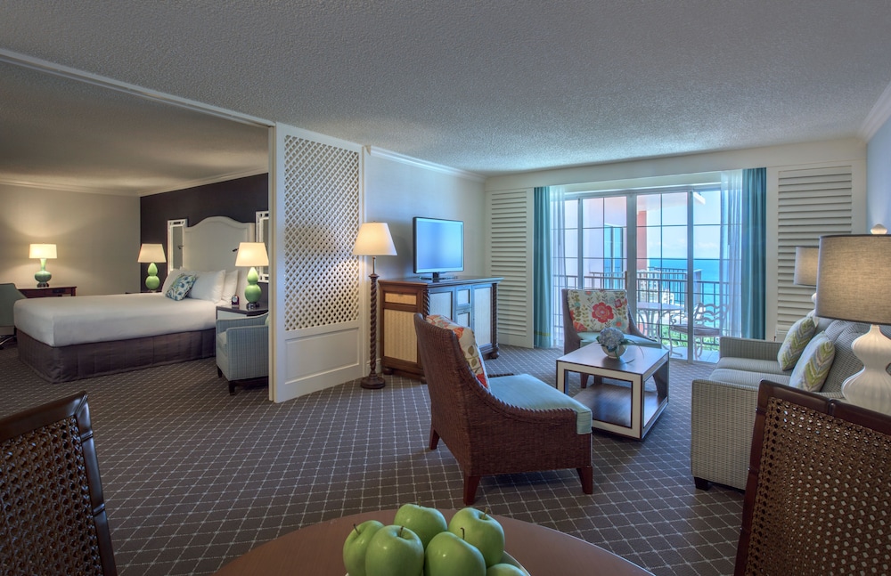 Fairmont Southampton 19/33