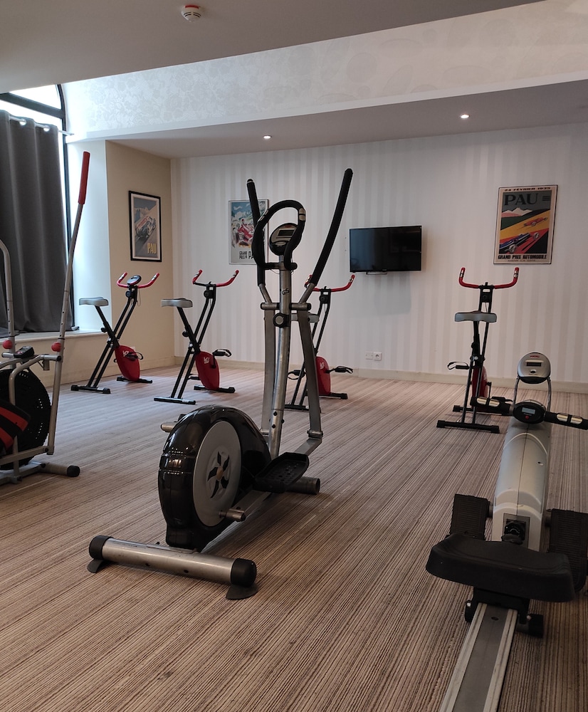 Inter Hotel Le Roncevaux 27/30