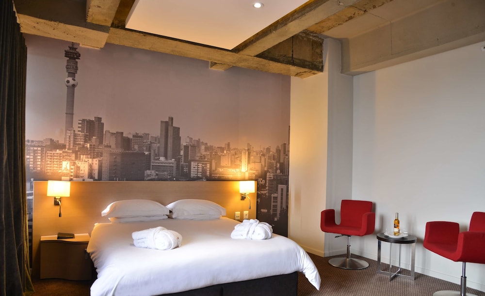 Deluxe Double Room, The Reef 2/5