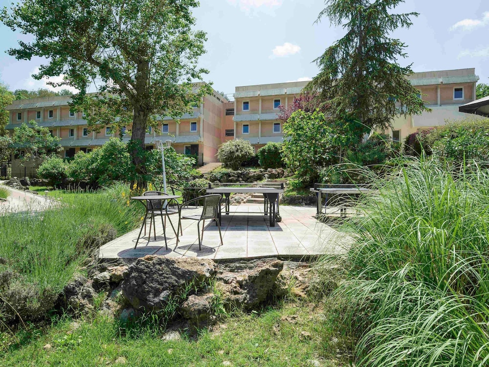 Ibis Antibes Sophia Antipolis 46/50