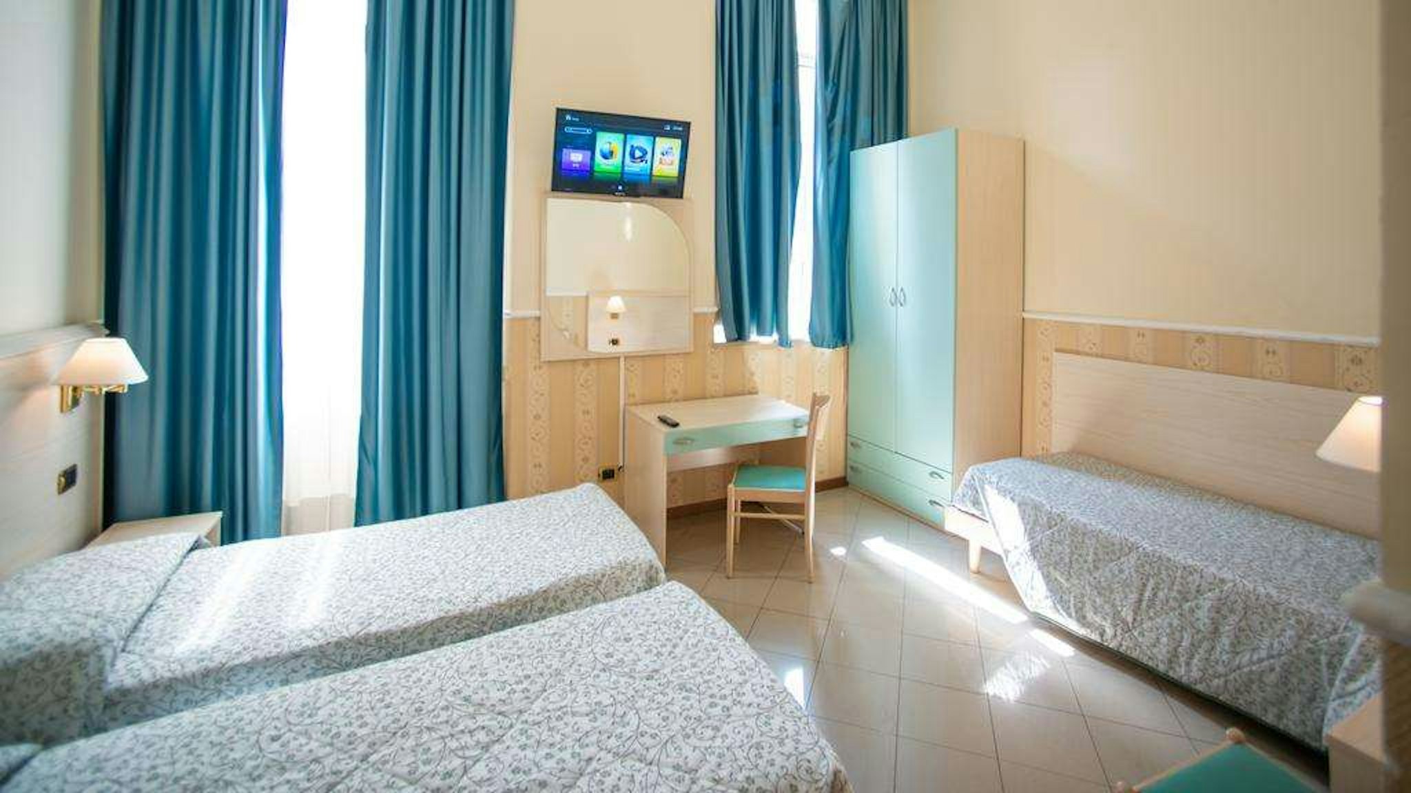 Hotel Ottaviano Augusto 16/32
