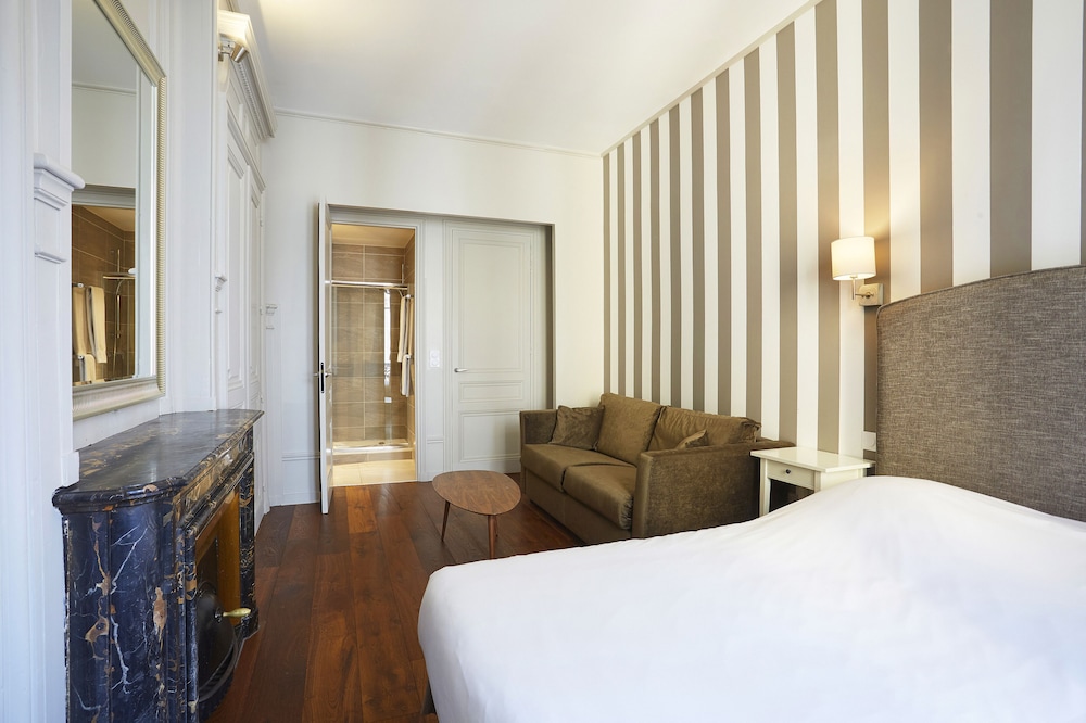 Hotel Vaubecour 14/45