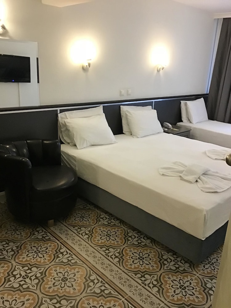 Otel Balca 11/43