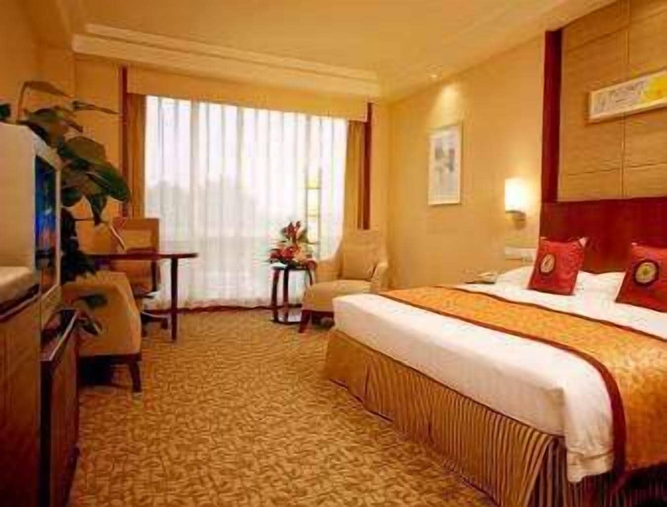 SUPERIOR, KING BED