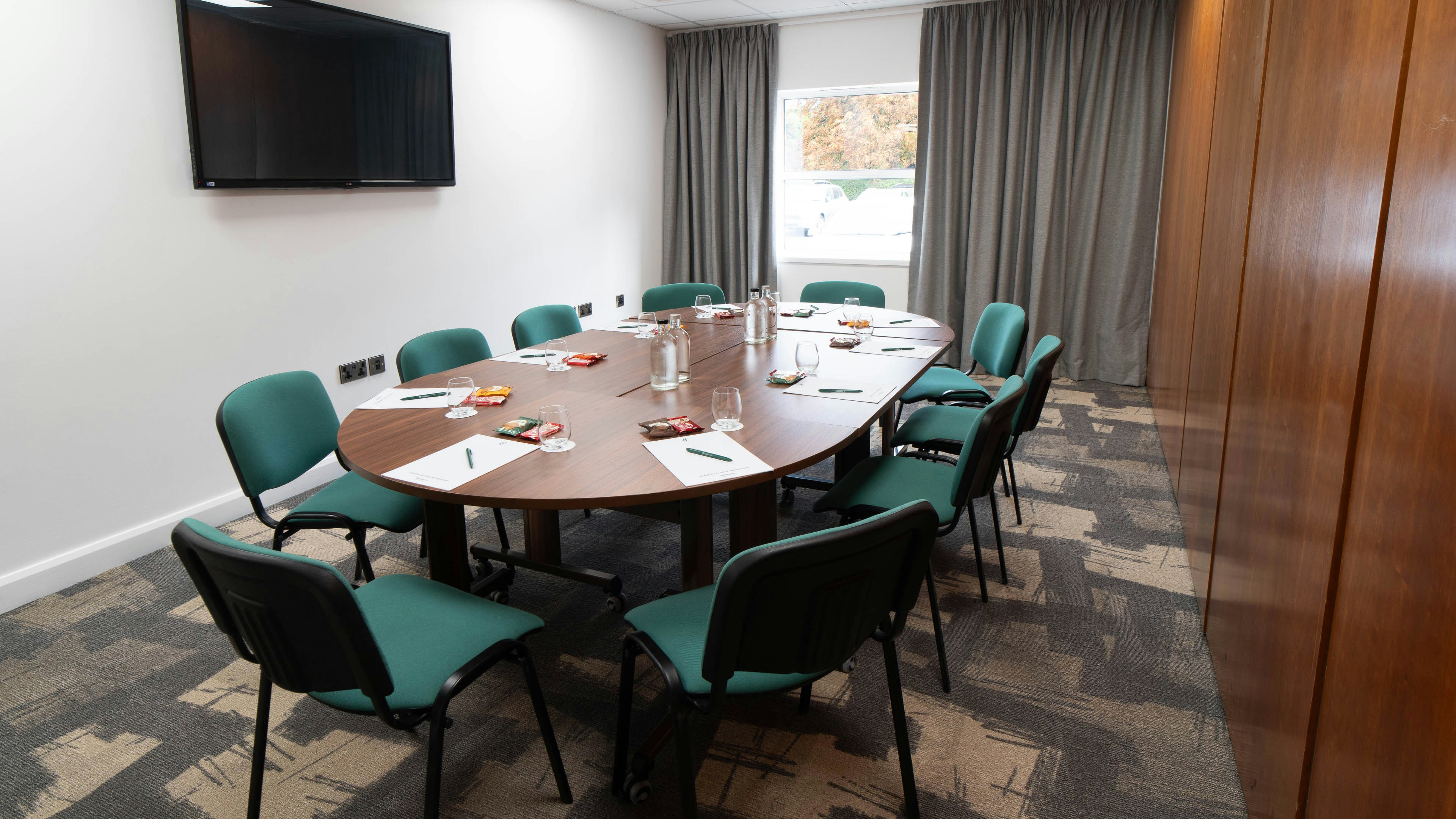 Holiday Inn Bristol Airport 37/43