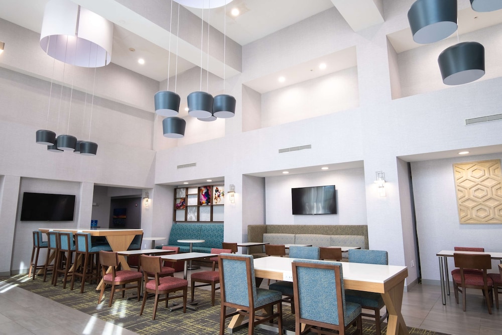 Hampton Inn And Suites Dallas Lewisville Vista Ridge Mall 46/71