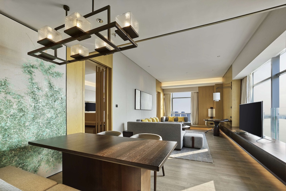 Hilton Suzhou Yinshan Lake 37/72