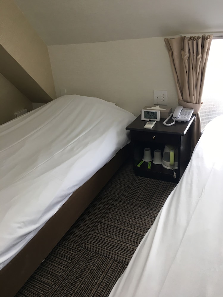 STANDARD, TWIN BEDS