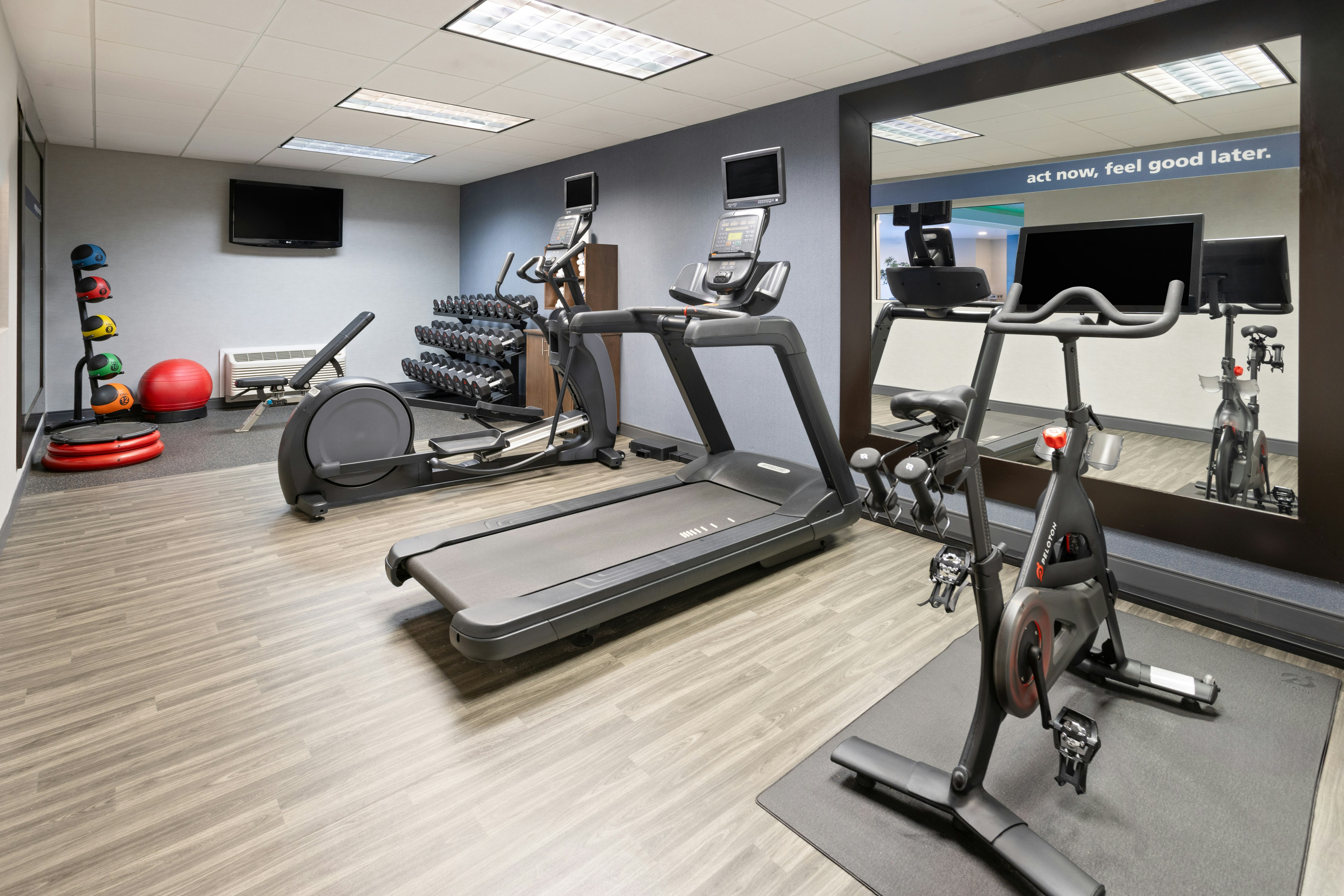 Hampton Inn & Suites Wells-Ogunquit 37/57