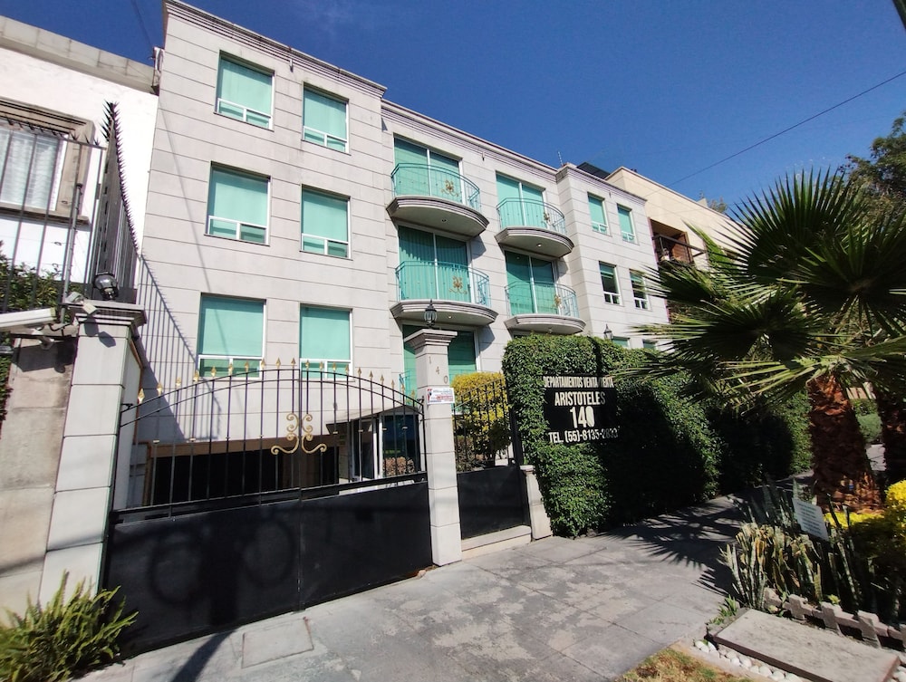Residence L Heritage Aristoteles 140 By Bluebay Ex Suites Aristoteles 140 2/57
