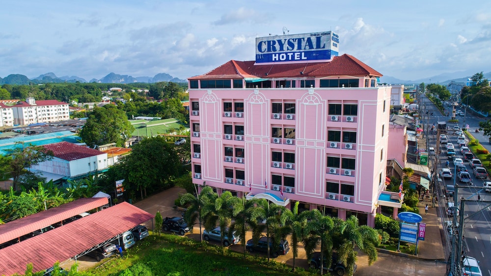 Crystal Hotel 2/46