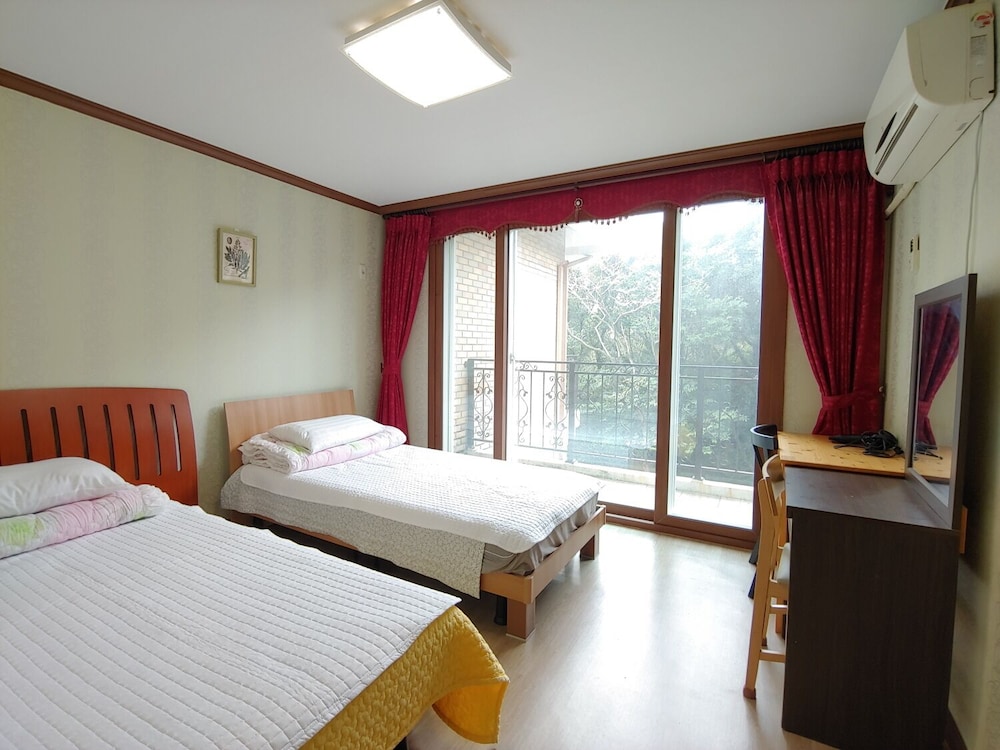 Eco Resort 7/27