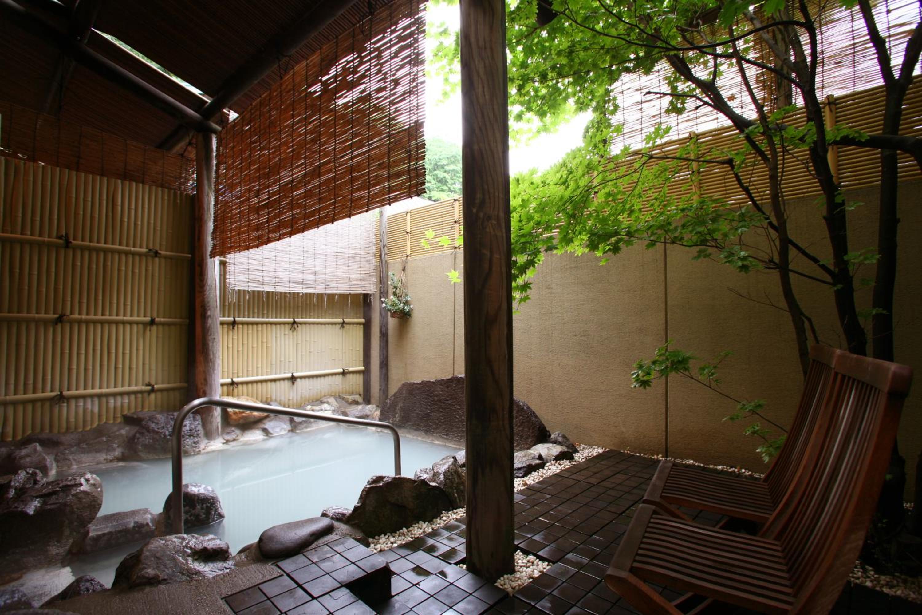 Takinoya Bekkan Tamanoyu 28/51