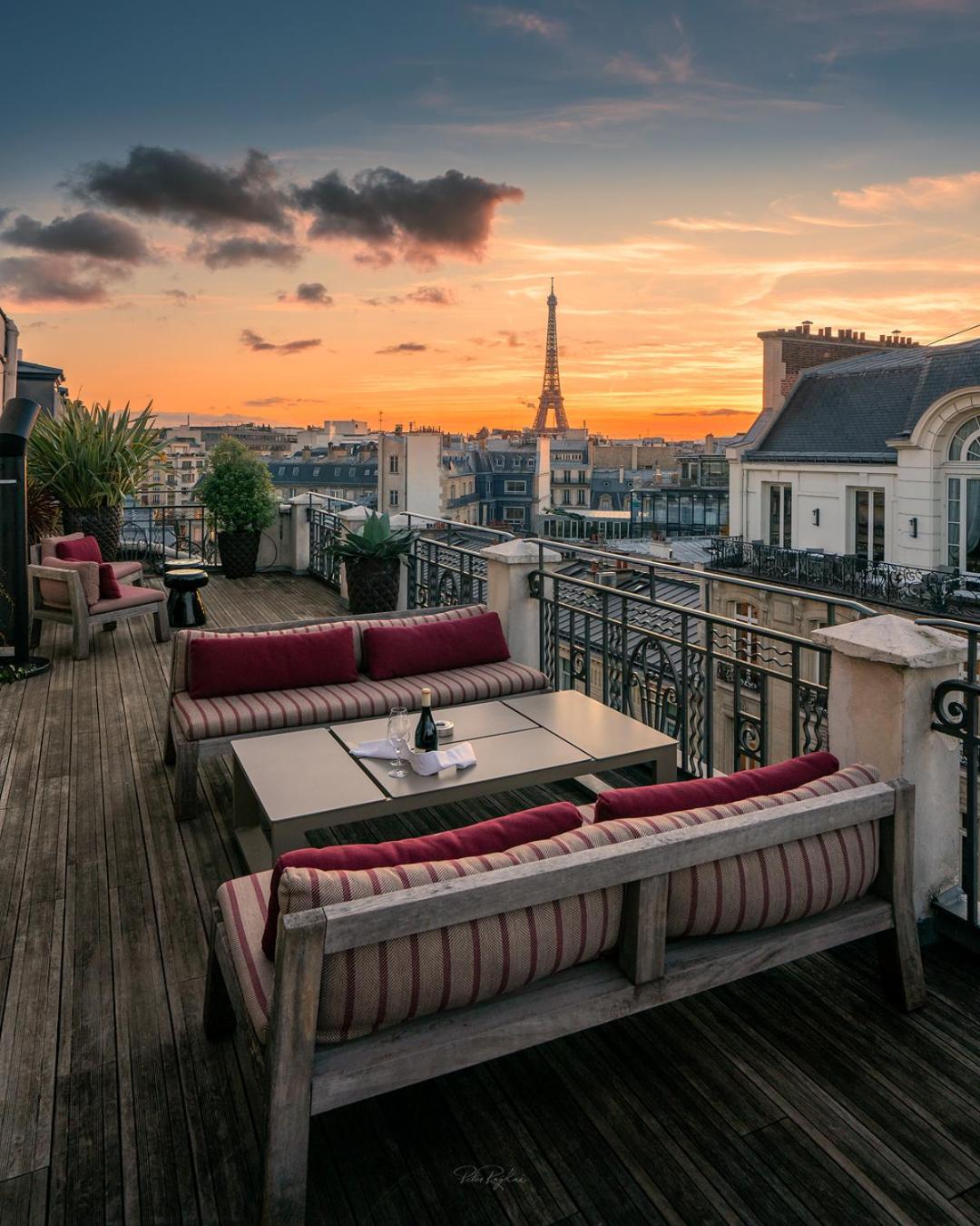 Hotel Marignan Champs Elysees in PARIS