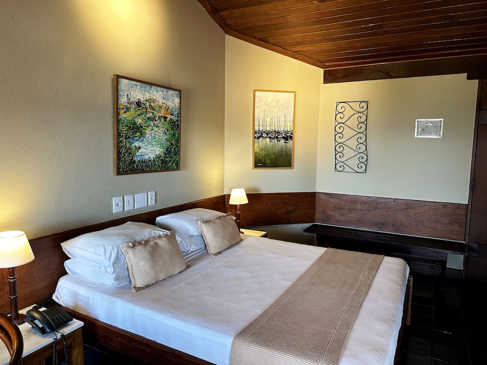 Hotel Catharina Paraguacu 29/67