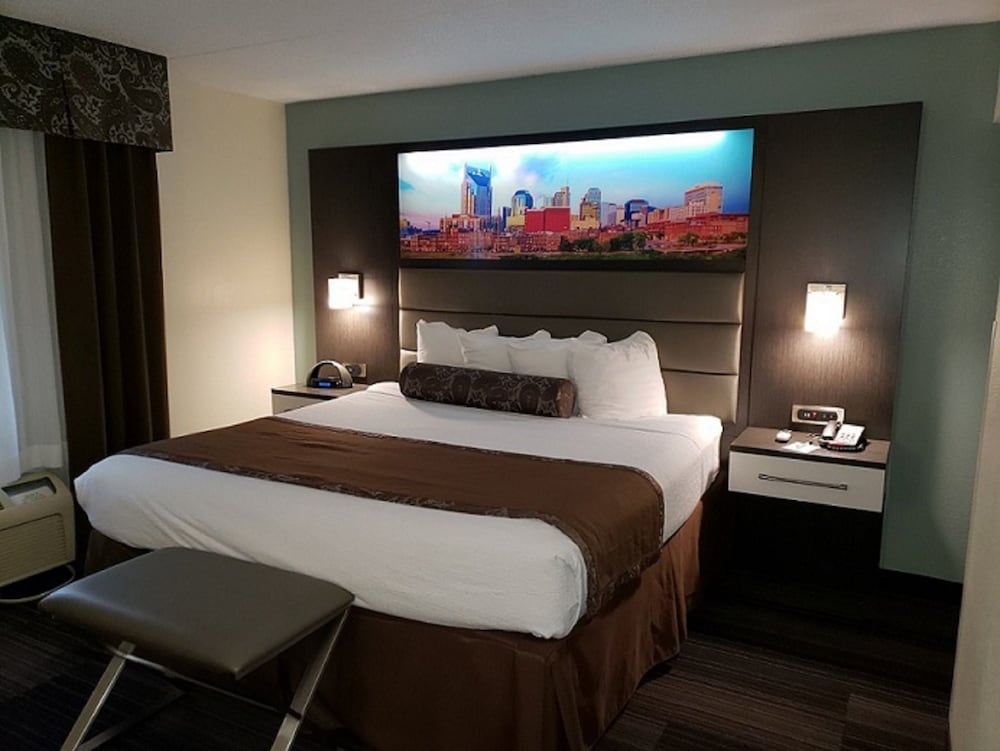 EXECUTIVE, SUITE, KING BED, SOFA