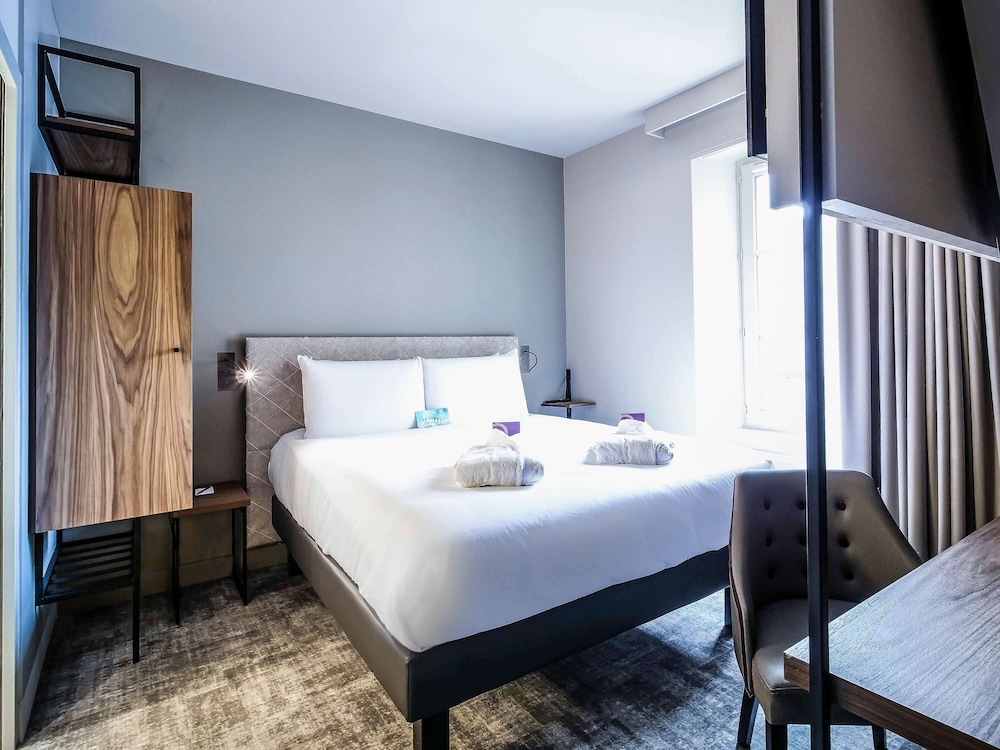 Mercure Rennes Place Bretagne 26/68
