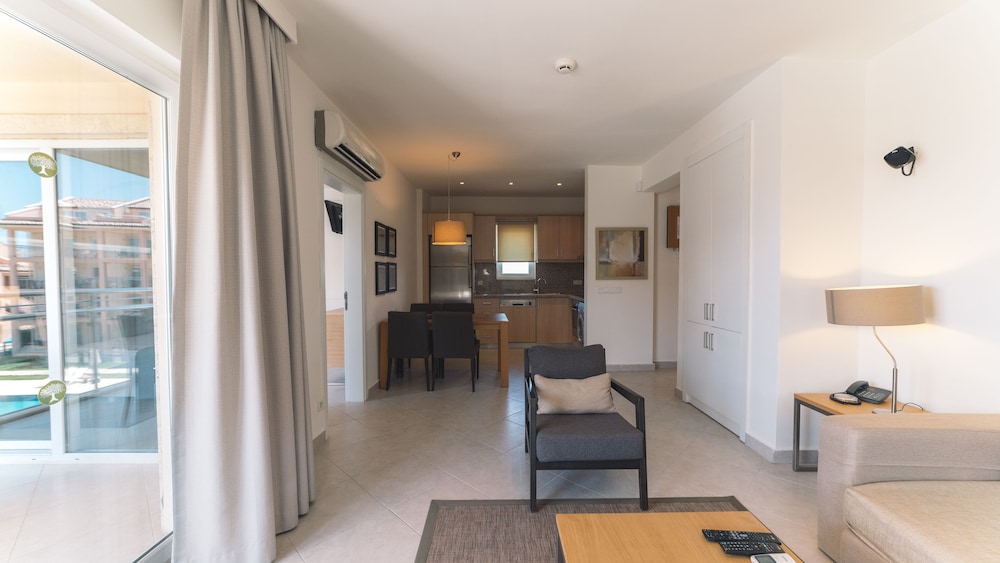 Unique Hotel Residence and Spa 33/57