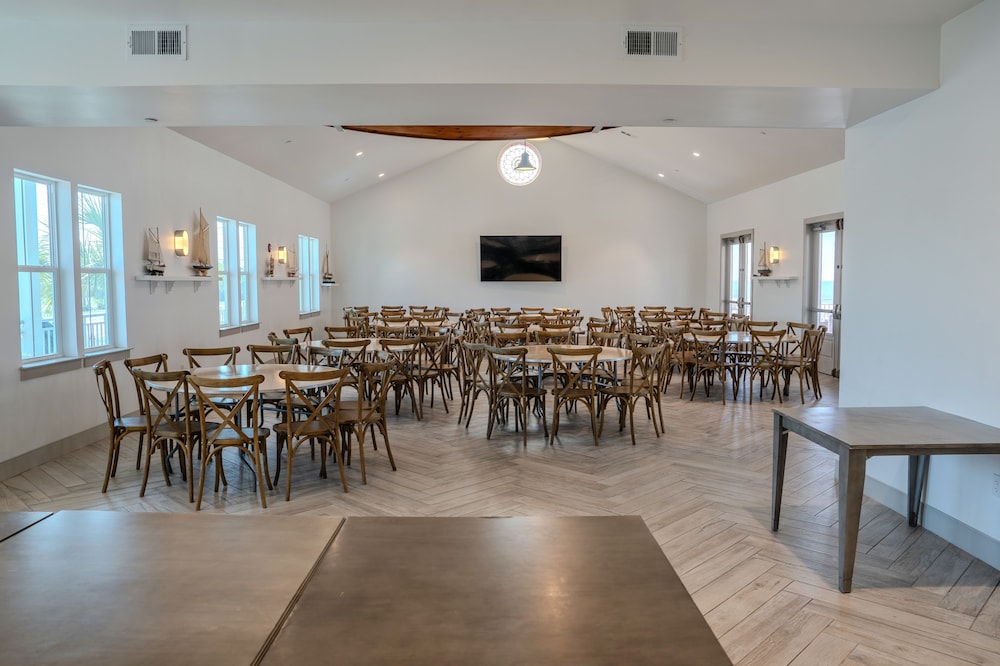 Driftwood Inn 35/50