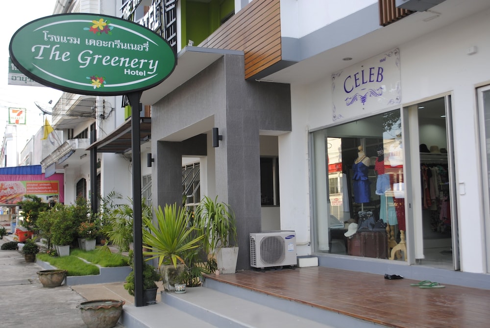 The Greenery Hotel 9/54