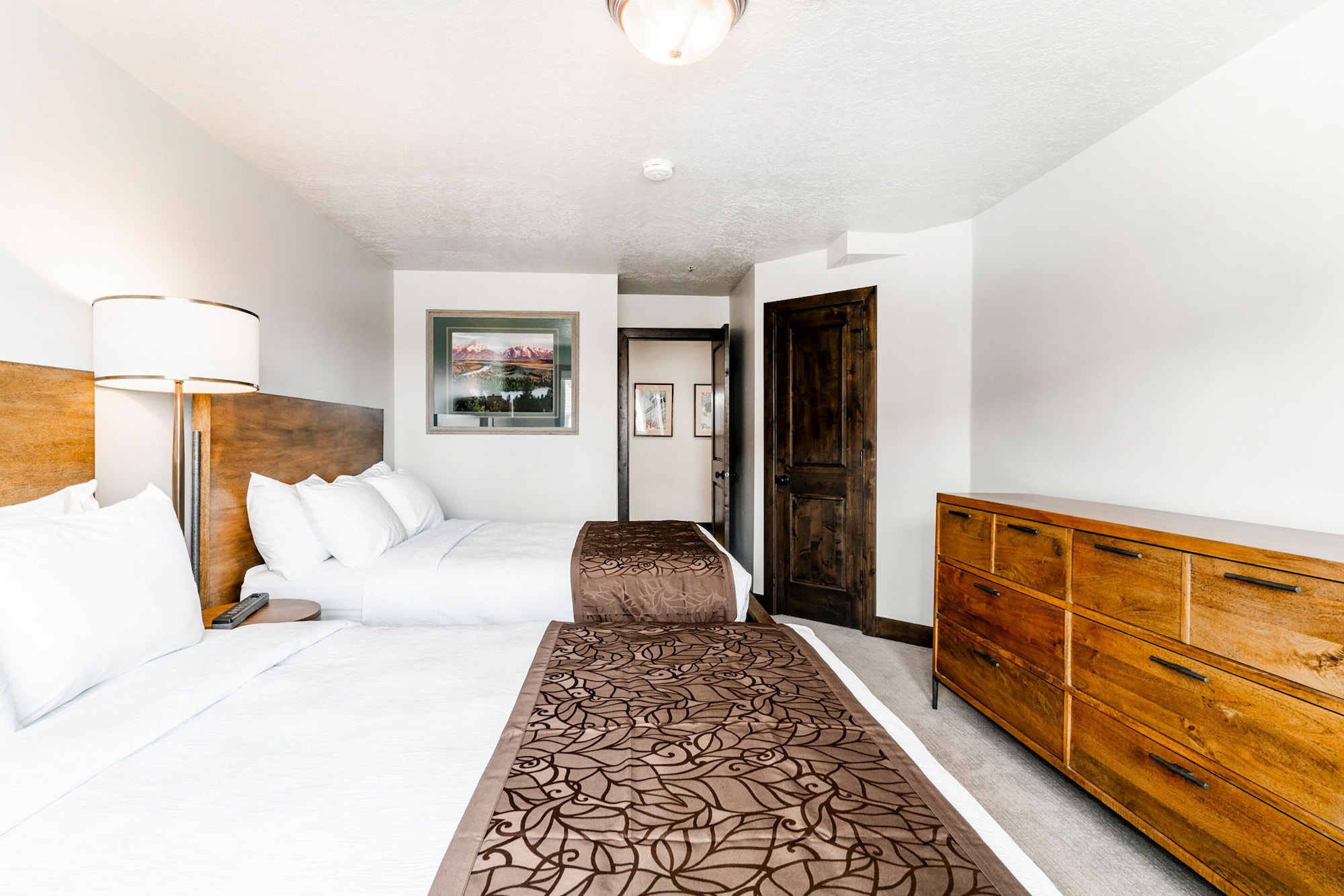 CONDOMINIUM, 2 BEDROOMS