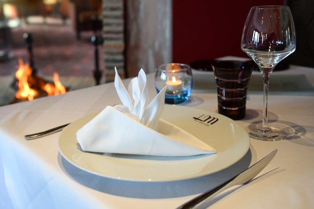 Domaine de Villers Hotel Restaurant Amp Spa 32/63