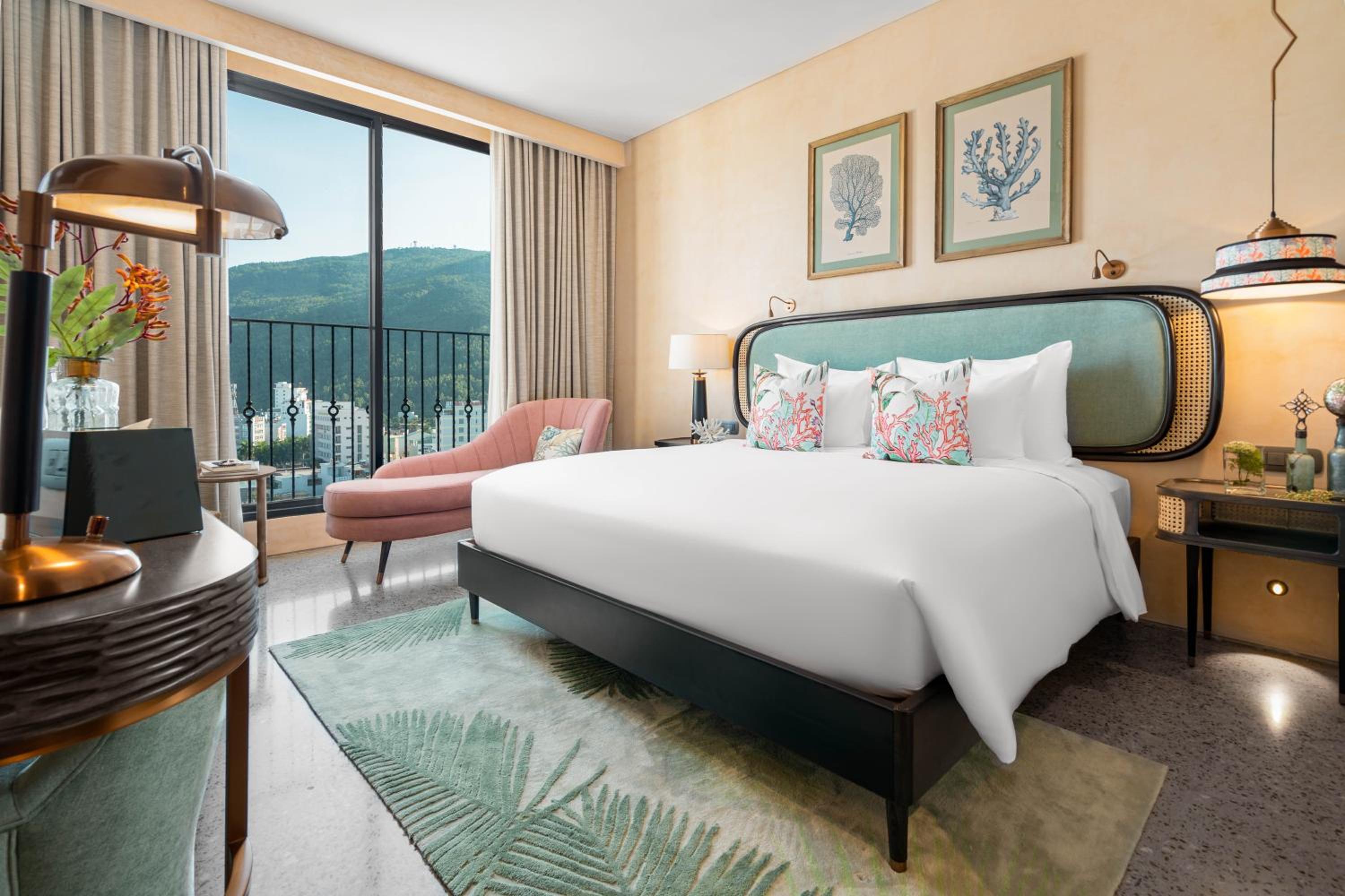 Deluxe, Double Bed, Sea View