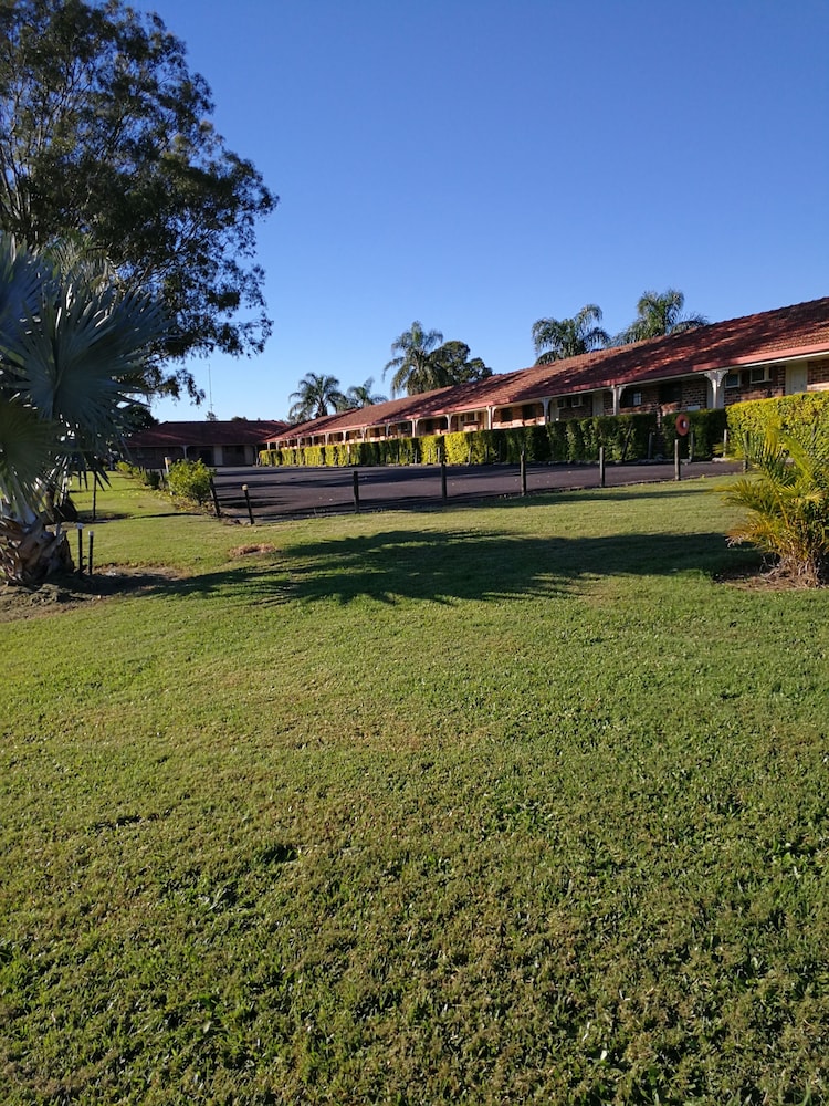 Lakeside Lodge Motel 6/69