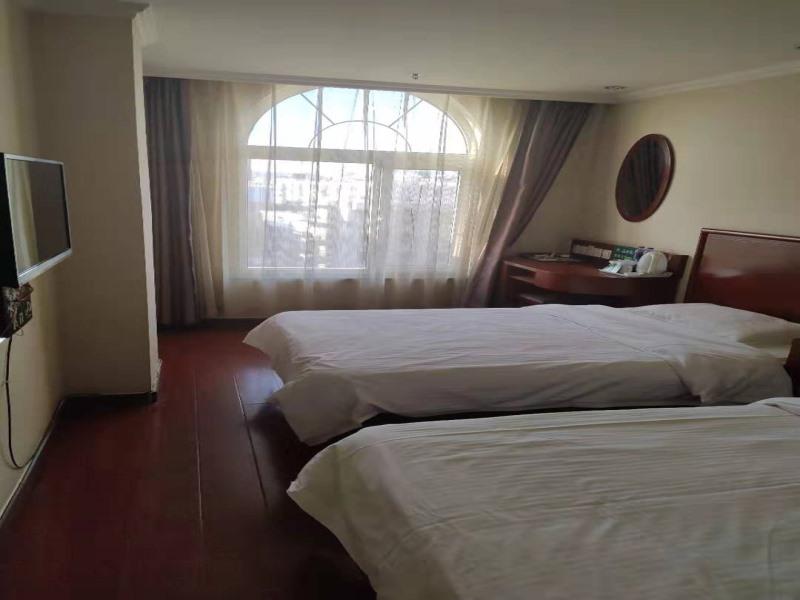 GreenTree Inn Chaoyang Shuangta District Chaoyang Street Fangzhi Road Express Hotel 2/15