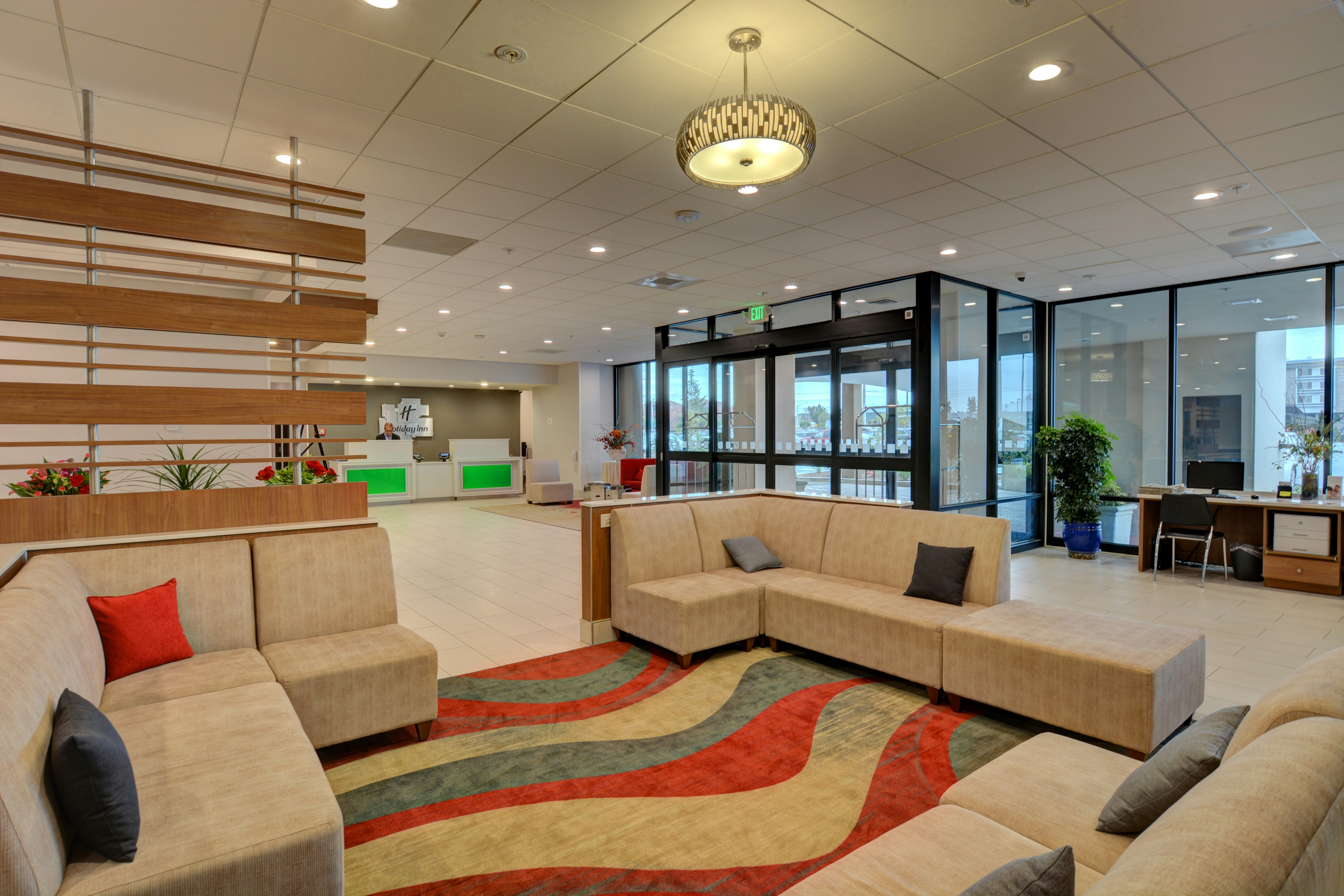 Holiday Inn Salem 28/50