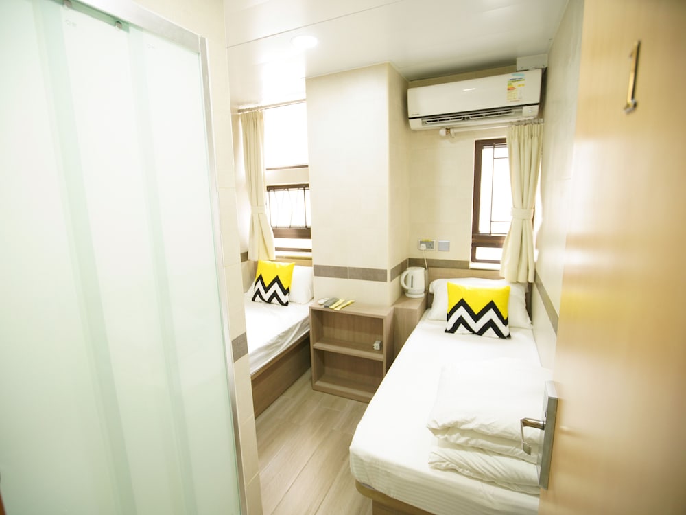Kong Hing Guest House 24/67
