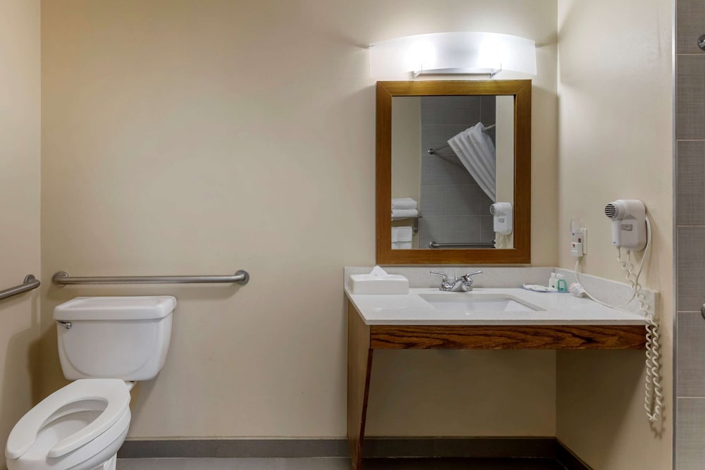Quality Inn Seneca US-123 52/53