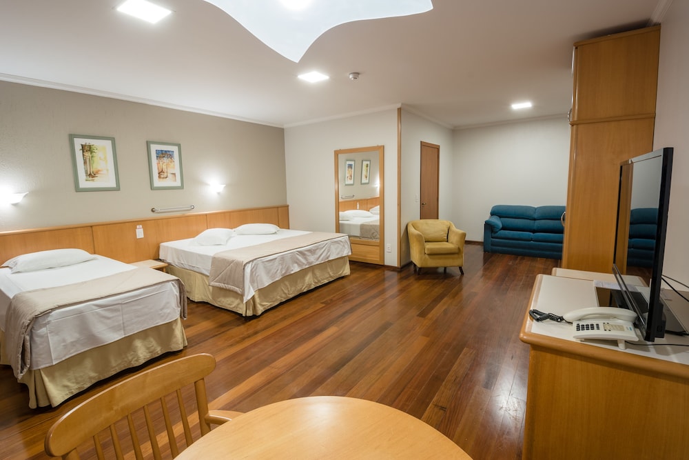 Hotel Fioreze Origem 52/68