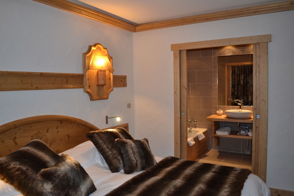 Hotel Spa Neige Et Roc Samoens 34/77