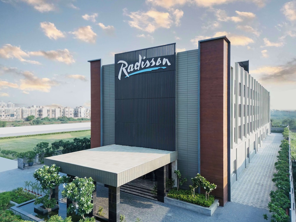 Radisson Hotel Vrindavan 1/50