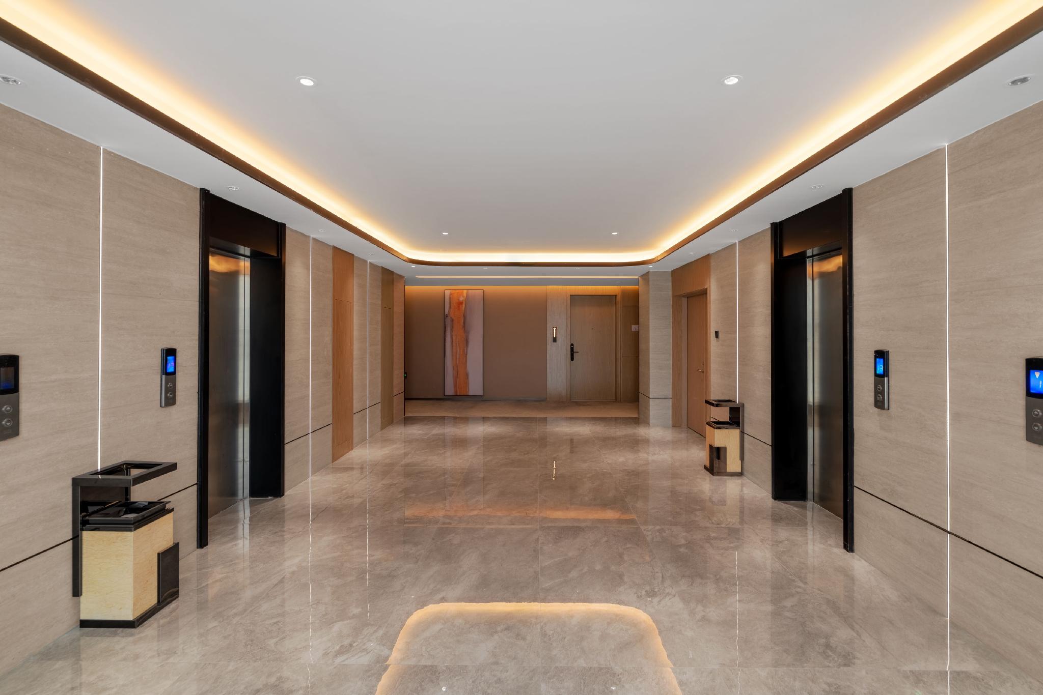 Kunming Huagu Hotel (Changshui International Airport Platinum Port Modern Plaza Store) 6/23