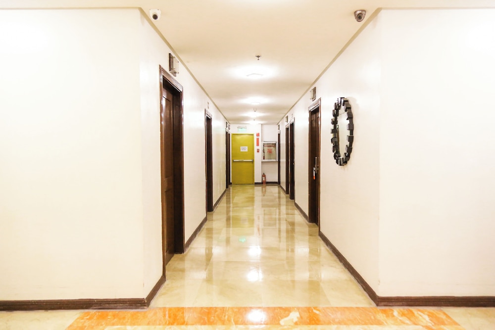 Pacific Bay Grand Suites 21/50