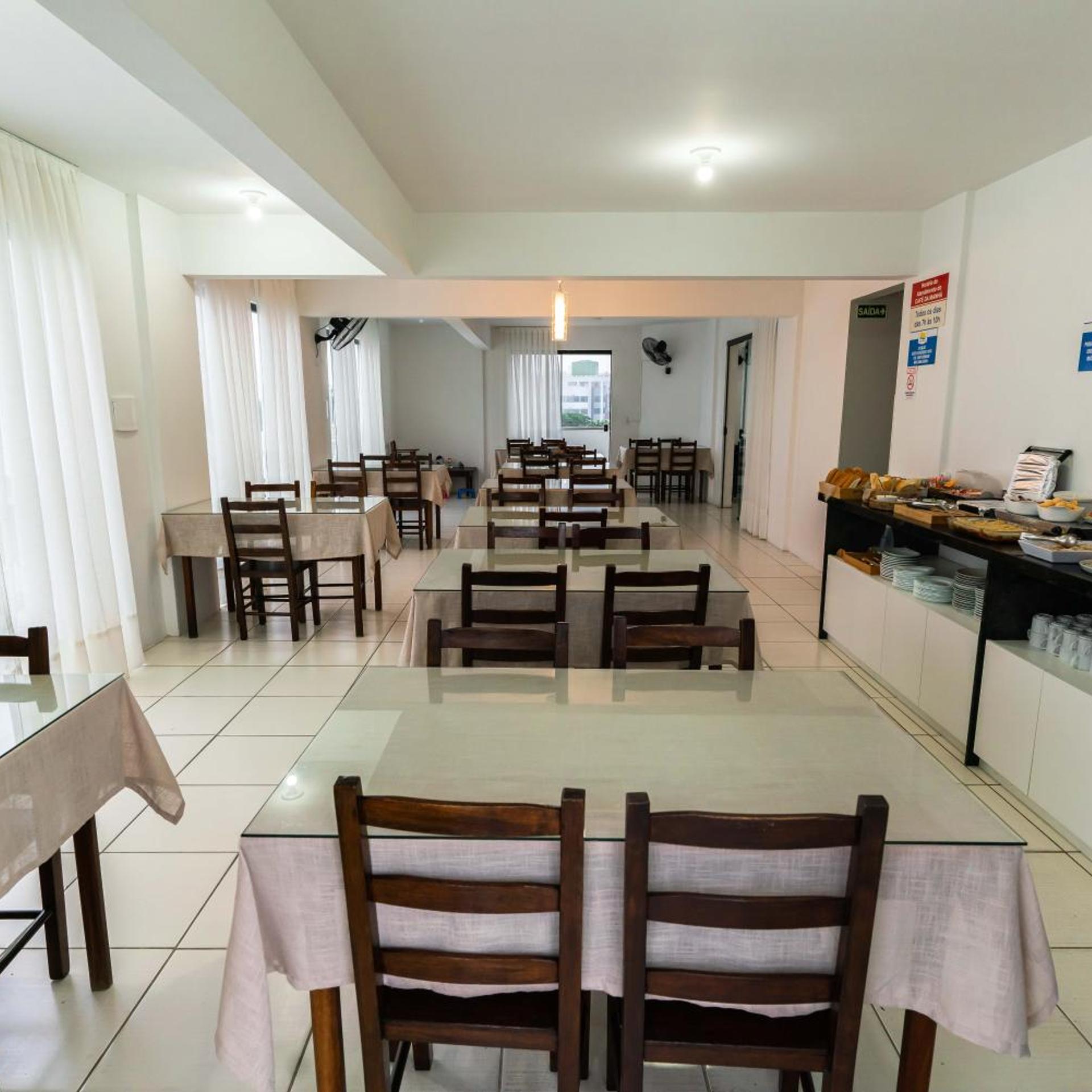 Praia Comprida Hotel 36/50