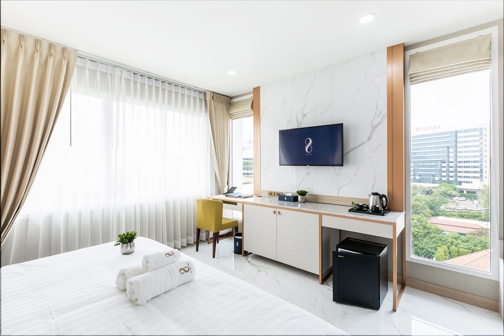 The 8 Hotel Udonthani 11/28