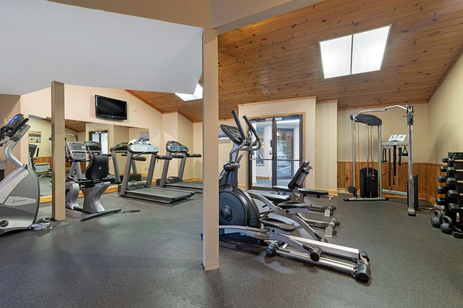 Best Western Plus Windjammer Inn & Conference Center 26/46
