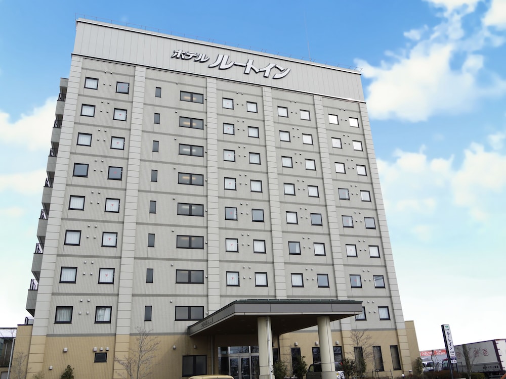 Hotel Route-Inn Tsubamesanjo Ekimae 1/28