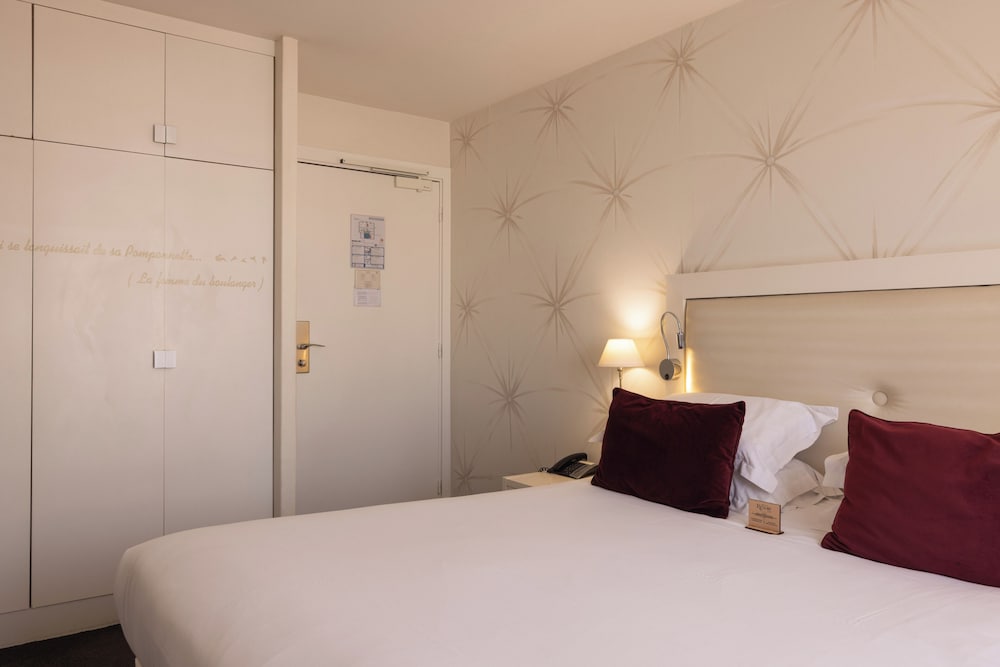 Renoir Cannes Hotel 31/68