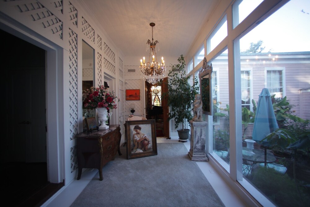 Sunnyside Bed & Breakfast 26/38