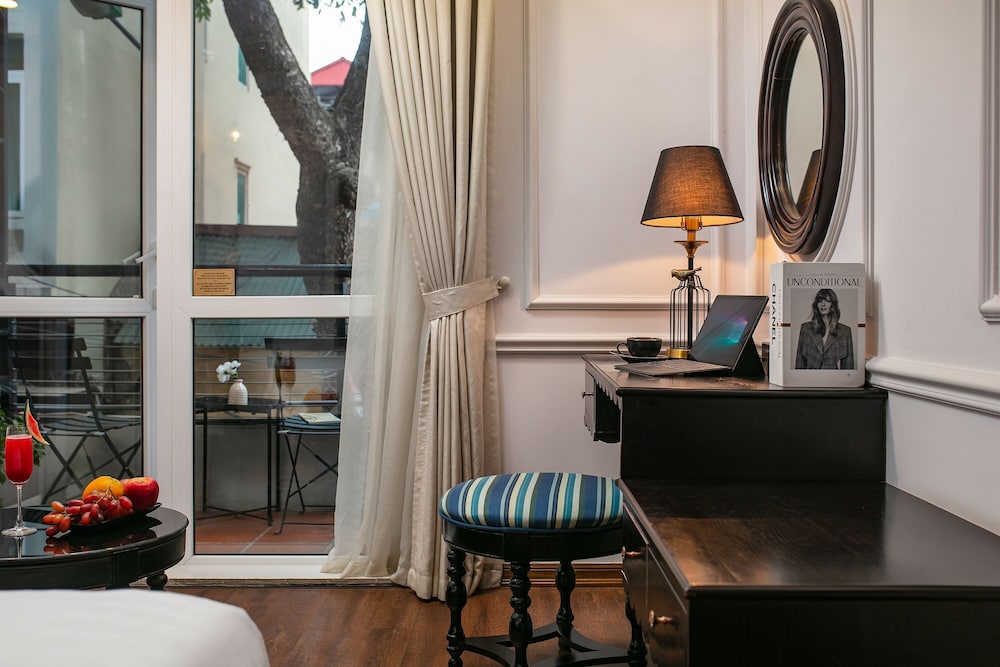 San Boutique Hotel 27/31