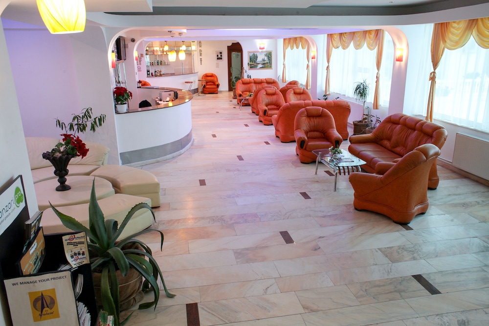 Hotel Cornul Vanatorului 48/68